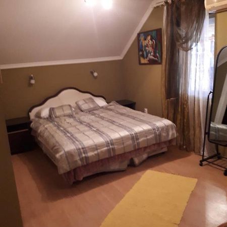 B&B Beli Andjeo Sremska Mitrovica Bagian luar foto