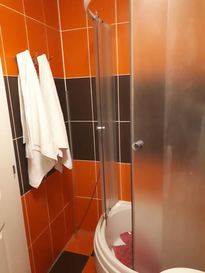 B&B Beli Andjeo Sremska Mitrovica Bagian luar foto